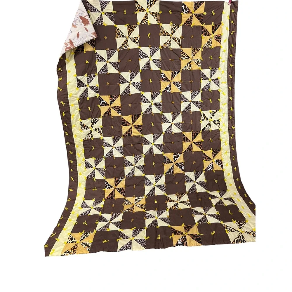 Reversible Full Queen Animal Print Pinwheel Quilt Topper Tied 90x66